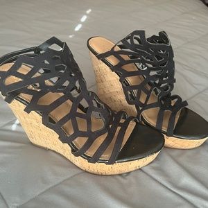 Charles David Wedge Platform Sandals Sz 10